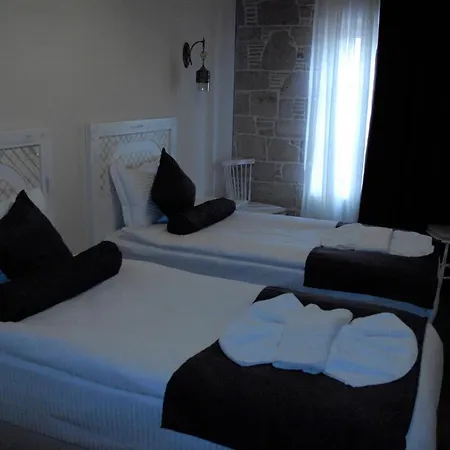 Orchis Hotel *