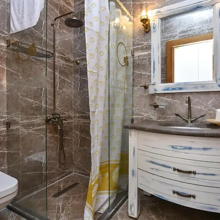 Orchis Hotel Ayvalı