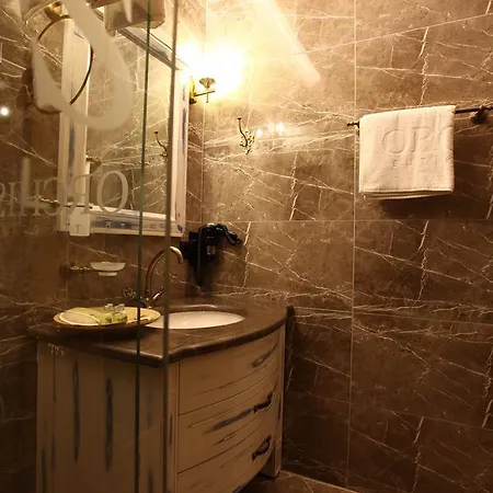 Orchis Hotel *