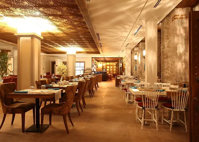 Orchis Hotell Ayvalı